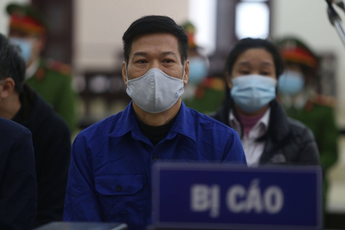 Cựu Giám đốc CDC Hà Nội phủ nhận lời khai về phần trăm "hoa hồng"